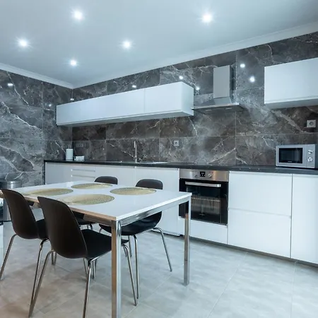 Edificio Luisa Premium Apartment